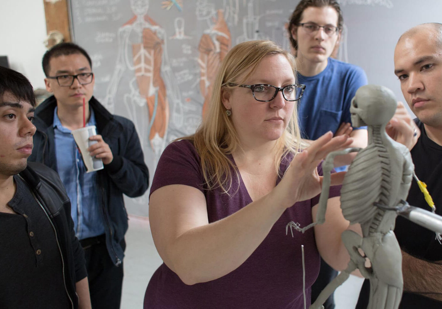 Vitruvian instructor Melinda Whitmore teaching écorché class in the studio